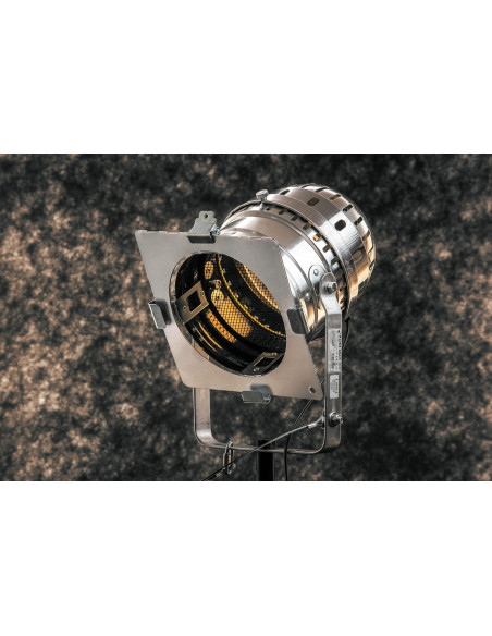 LAMPA INDUSTRIALNA NA STATYWIE 1-PUNKTOWA