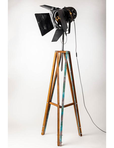 Lampa Podłogowa Kolonialna TRIPOD REFLEKTOR Z SKRZYDEŁKAMI/Handmade