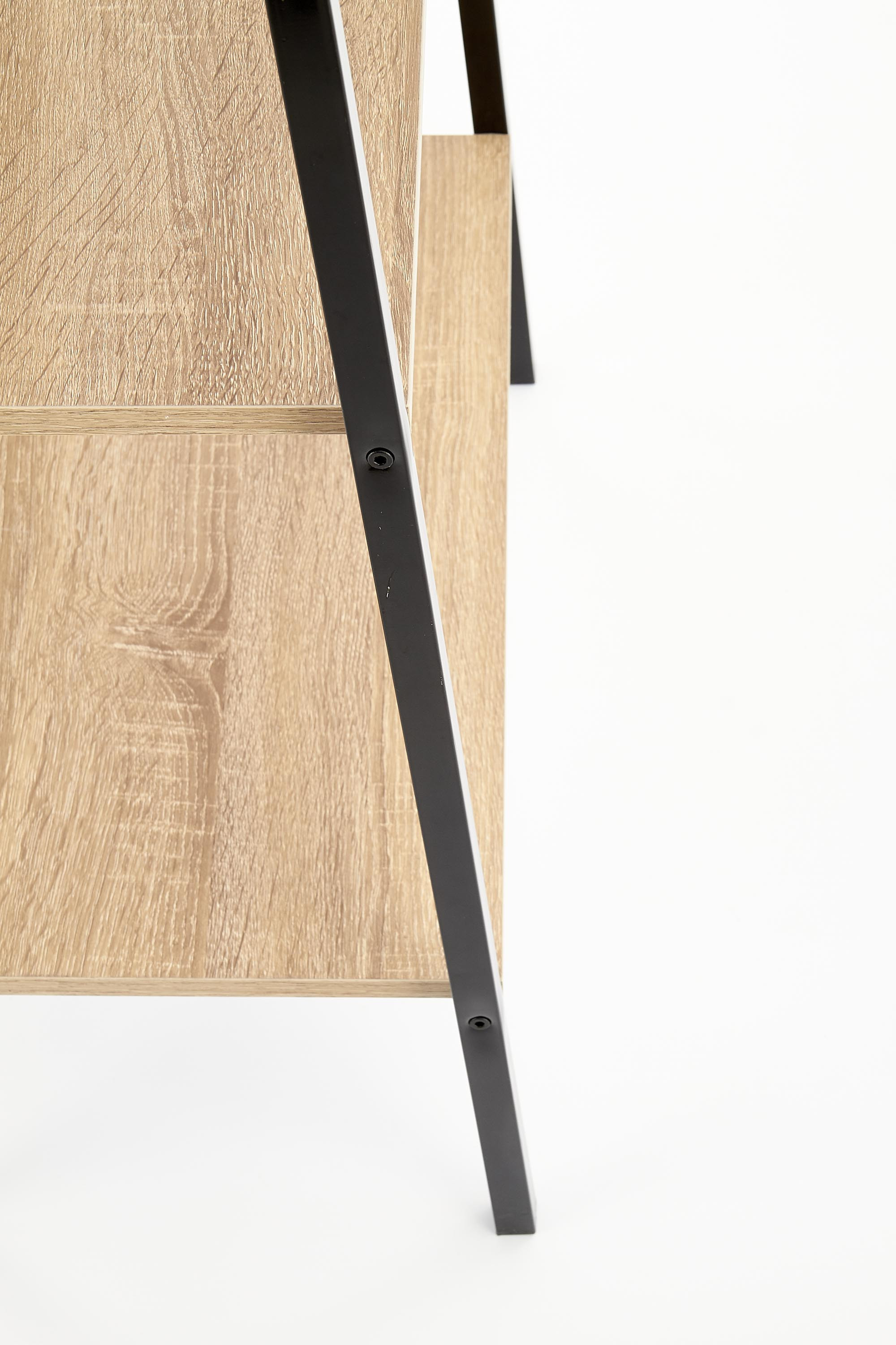 Widok z przodu regału loftowego NARVIK REG2 w kolorze czarnym i dąb sonoma z czterema półkami.