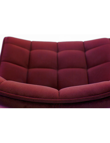 K332 Krzesło Pikowane Velvet Bordowe - Głębia Koloru i Nienaganny Wygląd