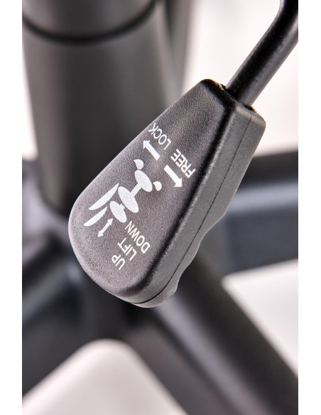 BERKEL Fotel Biurowy z Mechanizmem TILT, Czarny-Czerwony - Design i Komfort