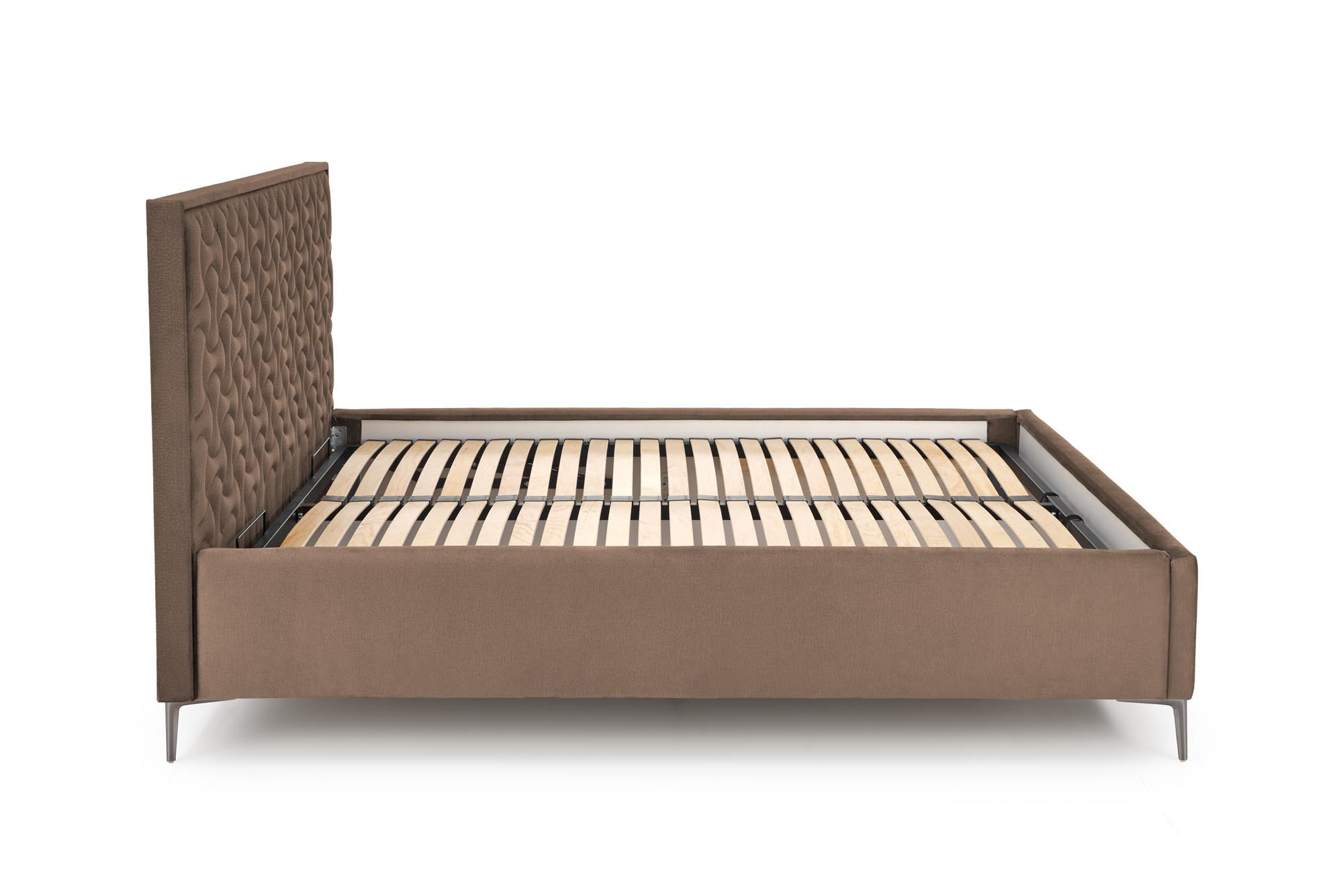 Wymiarowanie beżowego wezgłowia Sereno do łóżka z eleganckim wzorem velvet – widok z boku.