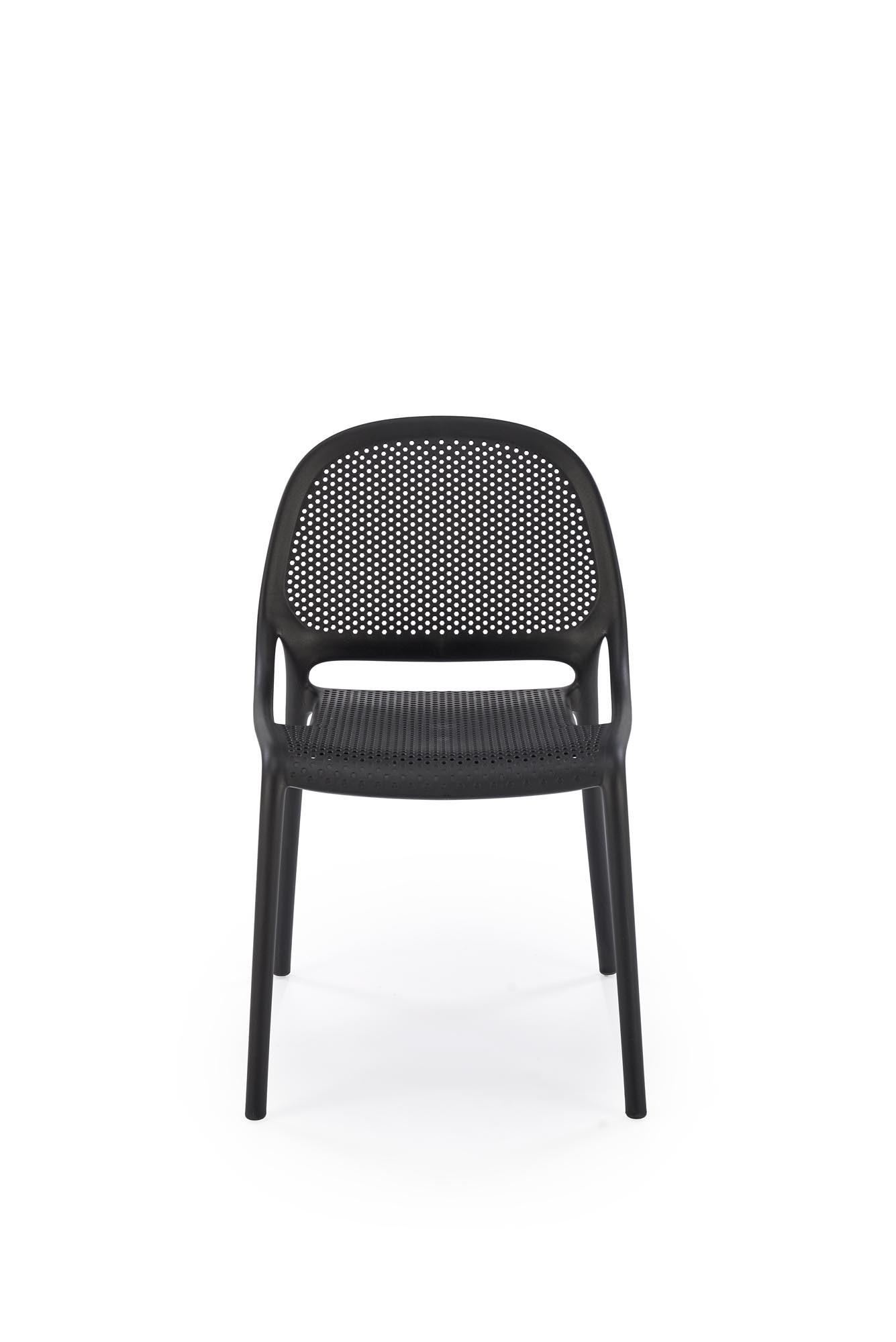 Czarne krzesło K532 z perforowanego polipropylenu – widok z przodu.