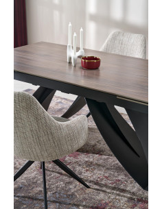 HILARIO stół rozkładany, blat - orzechowy, nogi - czarny (3p 1szt) 2