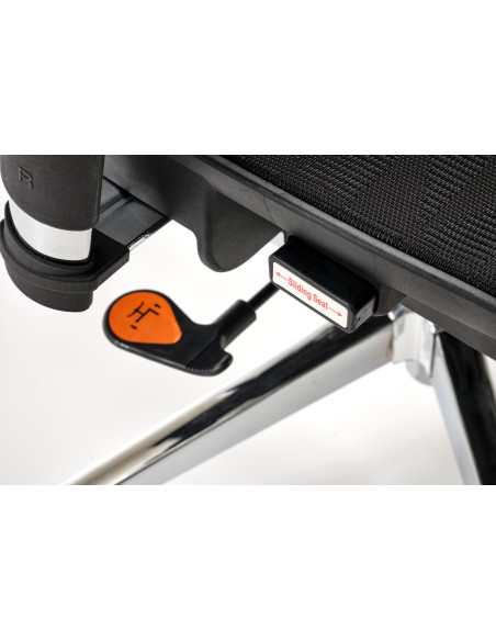 VIXEN fotel gabinetowy czarny  (1p 1szt)